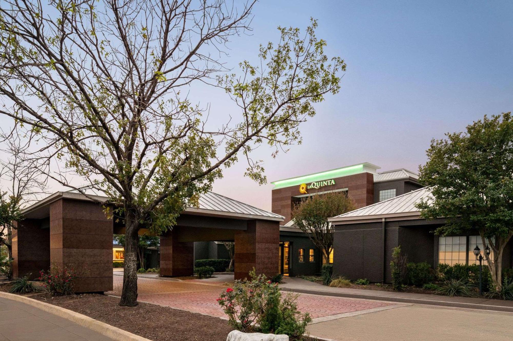 Hotel La Quinta By Wyndham Round Rock North Exterior foto